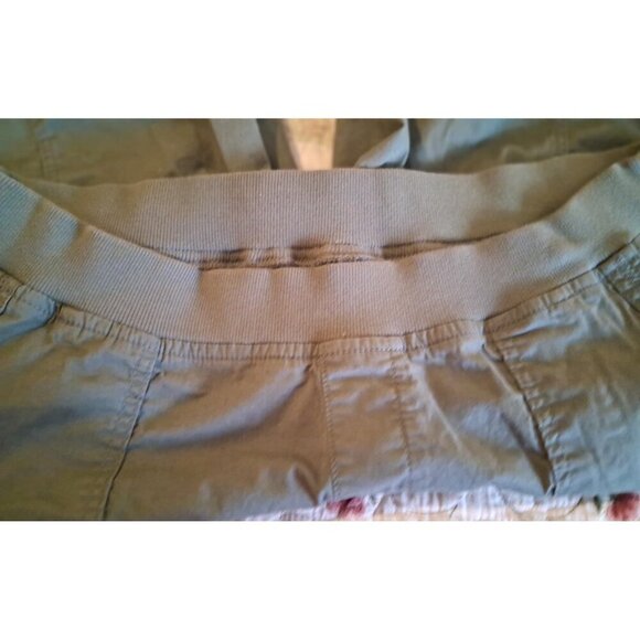 Catherines Cargo Shorts Women 1X Cotton Pull On Black Elastic Waist Pockets cuff - Picture 5 of 7